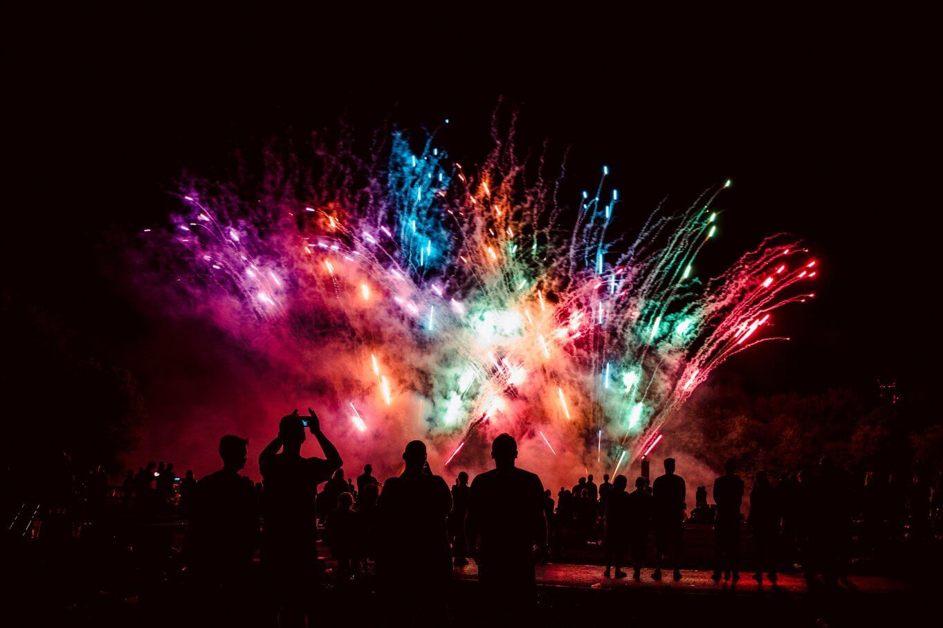 3 Safety Tips When Purchasing and Handling Fireworks